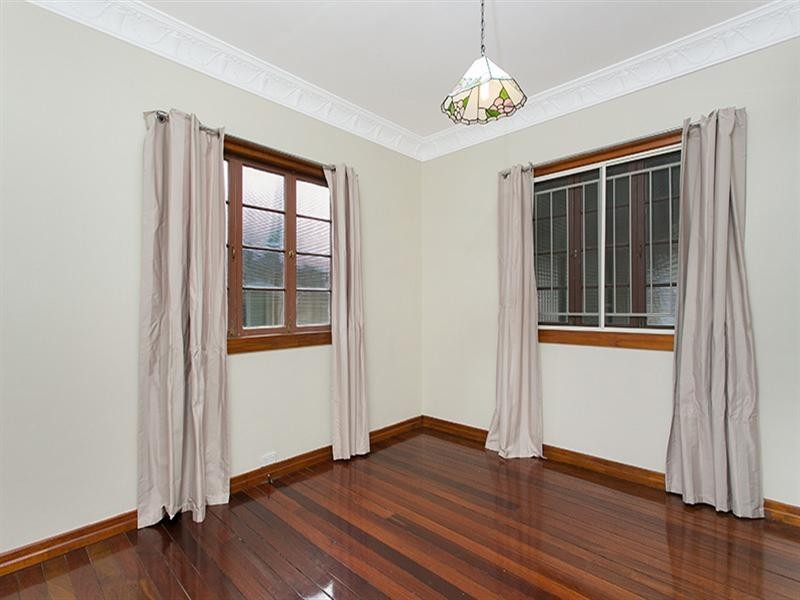 116 White Street, Wavell Heights QLD 4012