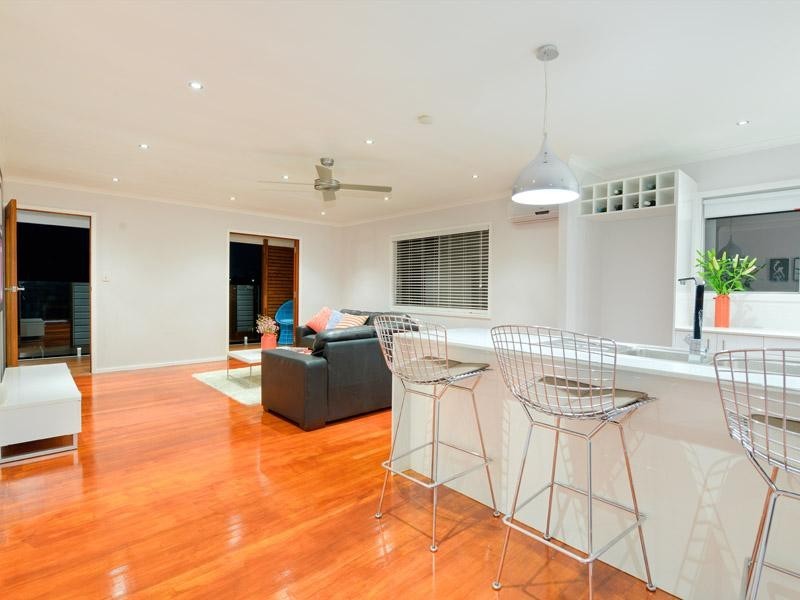 45 Landscape Street, Stafford Heights QLD 4053