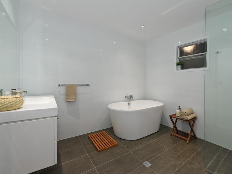 45 Landscape Street, Stafford Heights QLD 4053