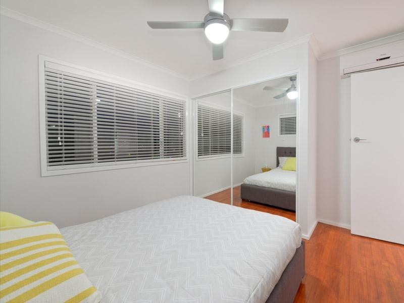 45 Landscape Street, Stafford Heights QLD 4053