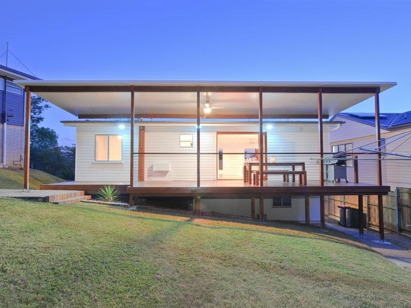 45 Landscape Street, Stafford Heights QLD 4053