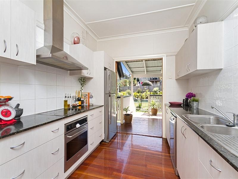 263 Rode Road, Wavell Heights QLD 4012