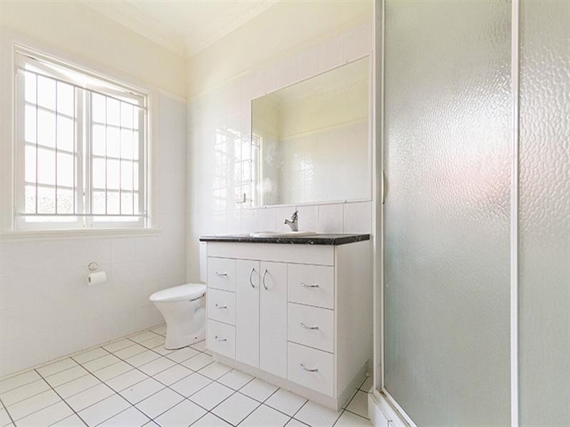 263 Rode Road, Wavell Heights QLD 4012