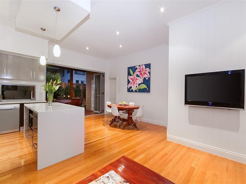 17 Gurley Street, Wavell Heights QLD 4012