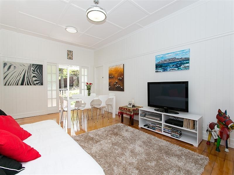 19 Campbell Terrace, Alderley QLD 4051