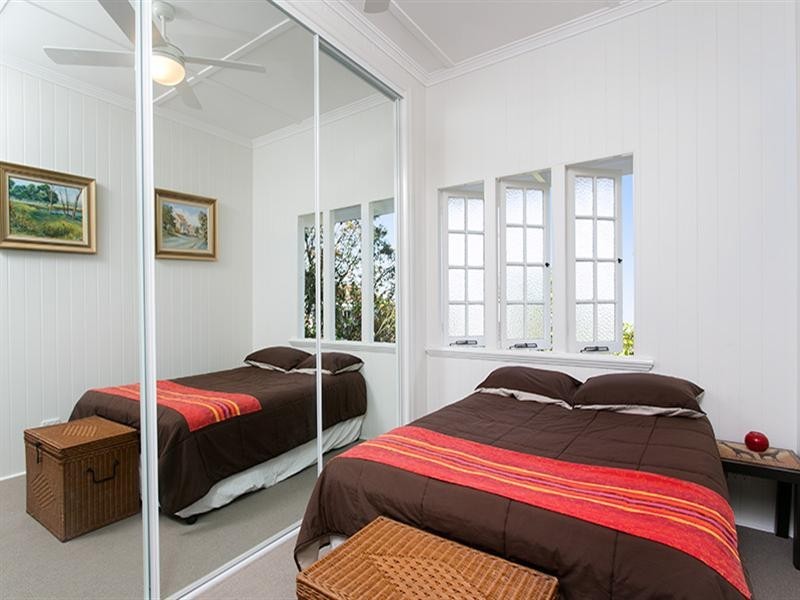 19 Campbell Terrace, Alderley QLD 4051