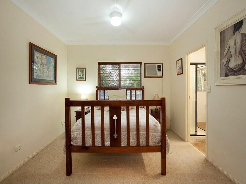 415 Eatons Crossing Road, Eatons Hill QLD 4037