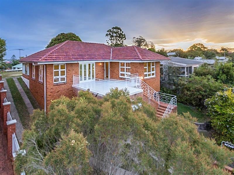 108 Scott Street, Stafford Heights QLD 4053