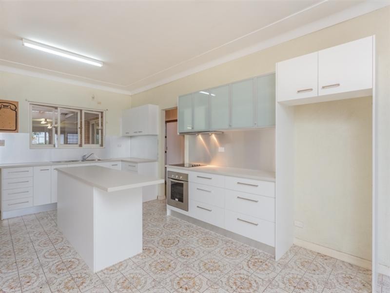 108 Scott Street, Stafford Heights QLD 4053