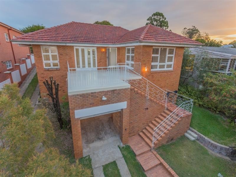 108 Scott Street, Stafford Heights QLD 4053