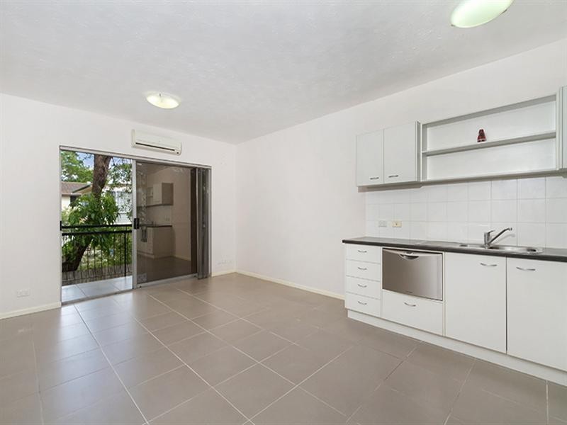 3/27 Hall Street, Northgate QLD 4013