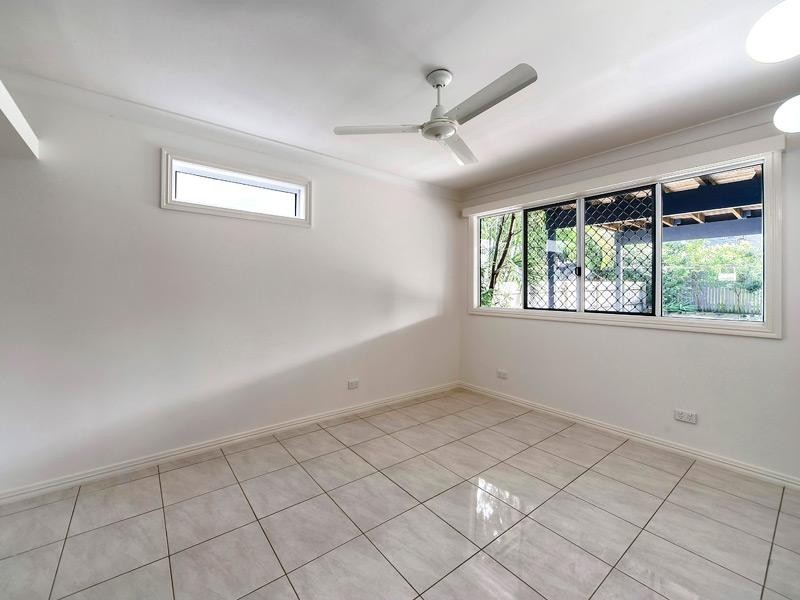 27 Cramond Street, Wilston QLD 4051