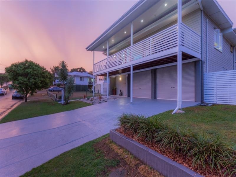 11 Allowrie Street, Stafford QLD 4053