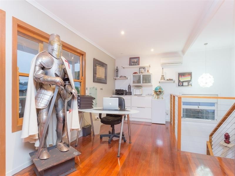 11 Allowrie Street, Stafford QLD 4053