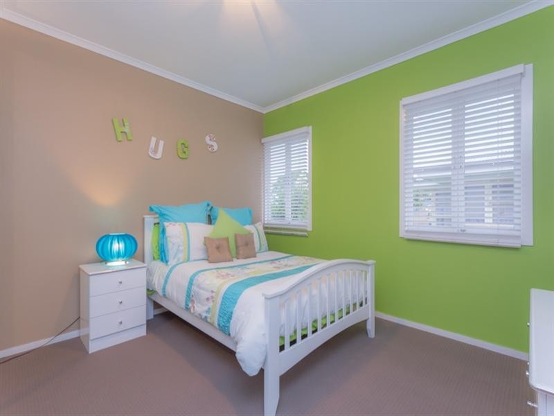 11 Allowrie Street, Stafford QLD 4053