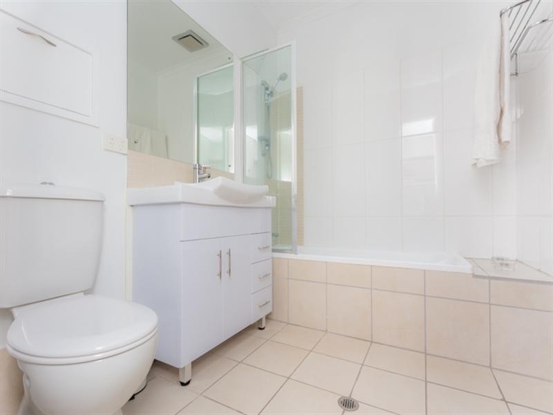 11 Allowrie Street, Stafford QLD 4053