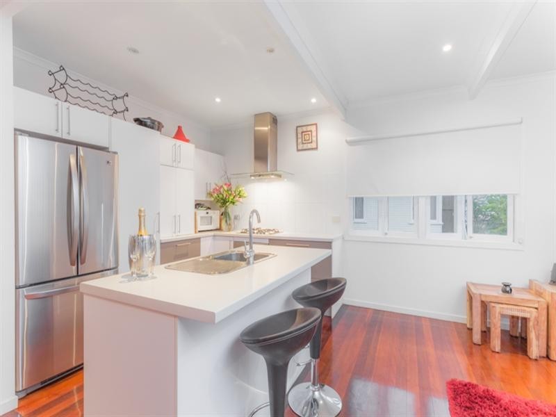 11 Allowrie Street, Stafford QLD 4053