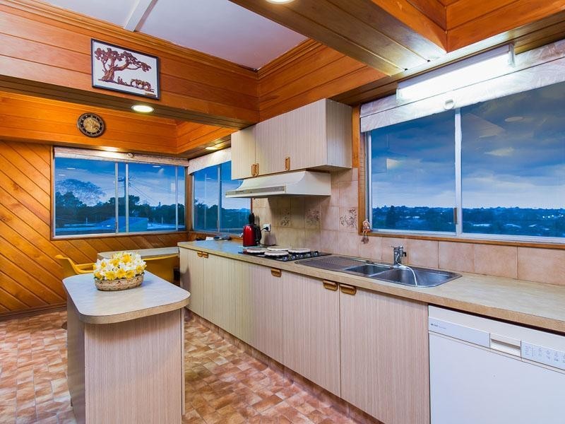 182 Kitchener Road, Kedron QLD 4031