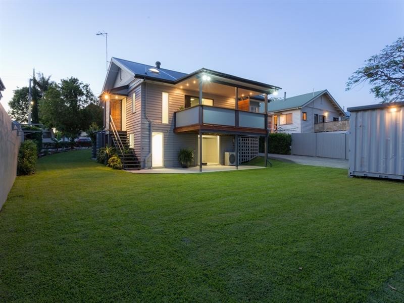 61 Clifford Street, Stafford QLD 4053