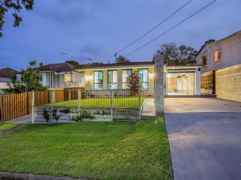 9 Karbala Street, Stafford QLD 4053