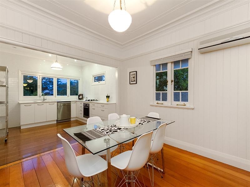 1 Meecham Street, Grange QLD 4051