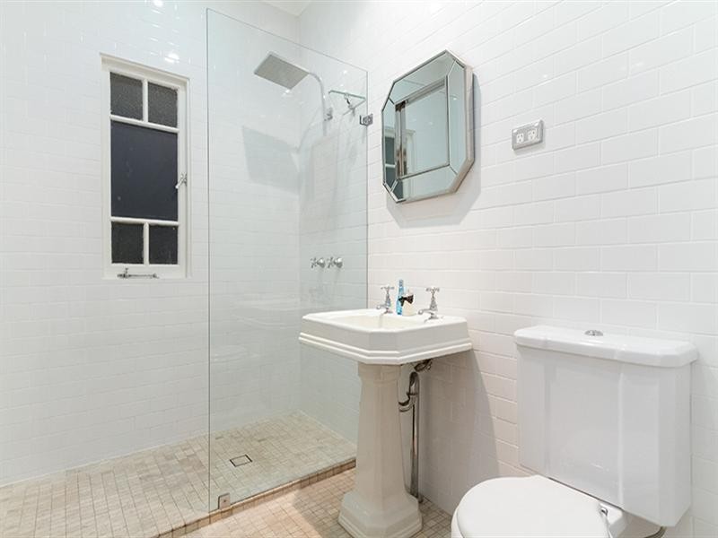 1 Meecham Street, Grange QLD 4051