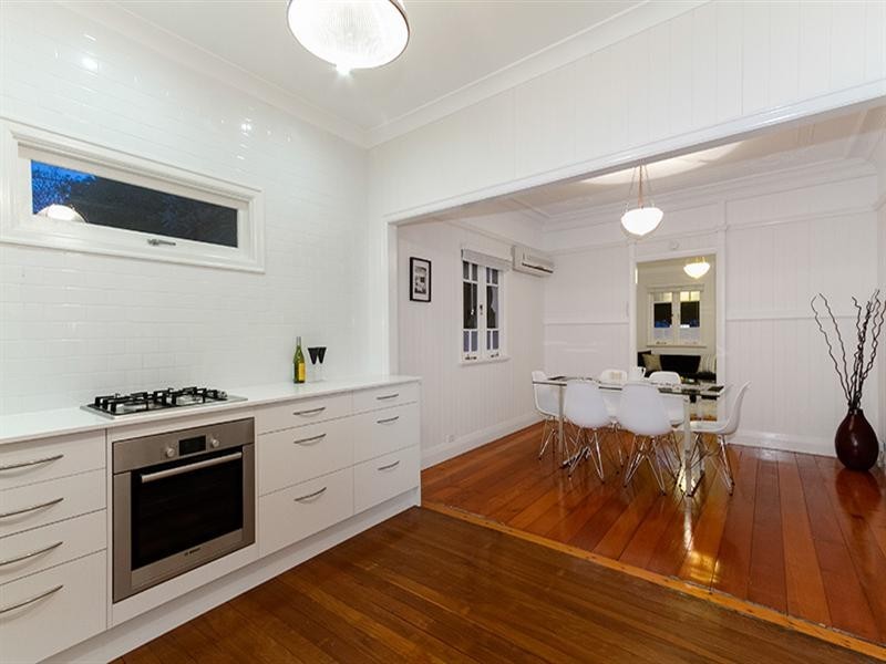 1 Meecham Street, Grange QLD 4051