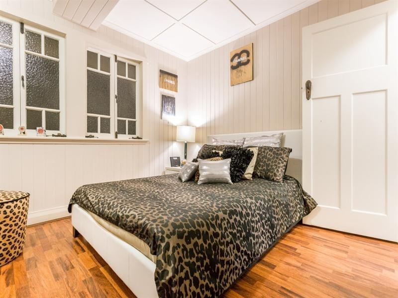 7 Arwin Terrace, Windsor QLD 4030