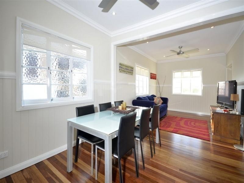 34 Sheehy Street, Stafford QLD 4053