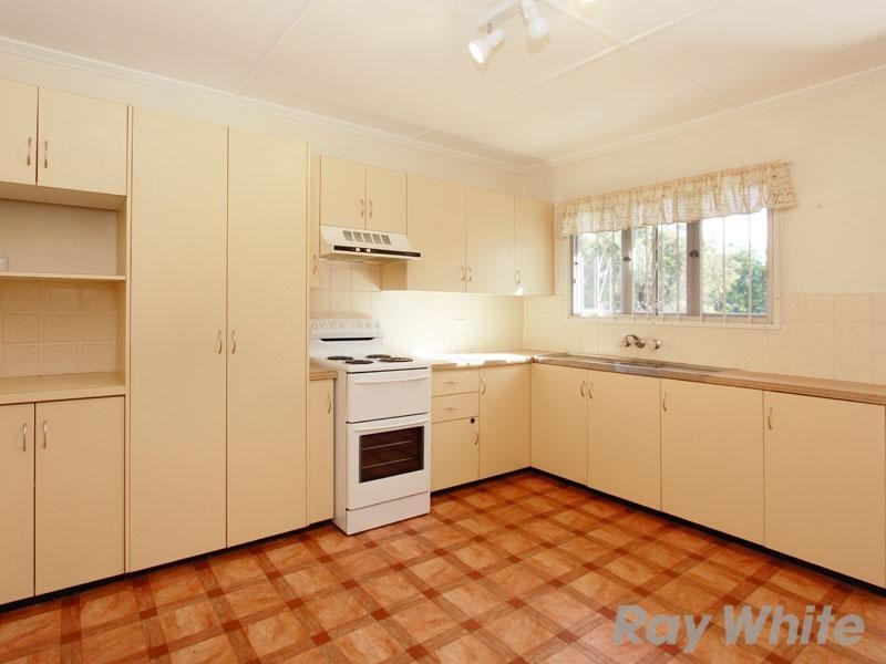 37 Corowa Street, Wavell Heights QLD 4012