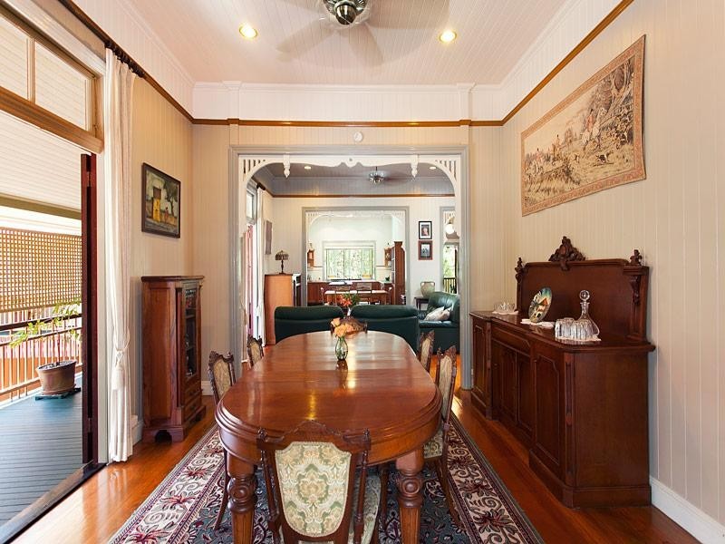 54 Arthur Terrace, Red Hill QLD 4059