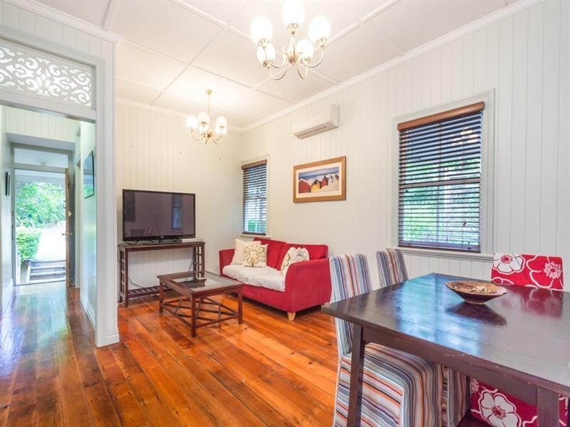 26 Soudan Street, Bardon QLD 4065