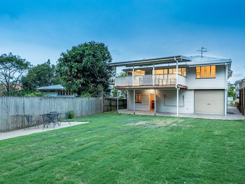 15 Wallin Street, Kedron QLD 4031