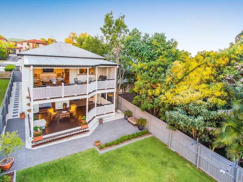 17 Fifth Avenue, Kedron QLD 4031