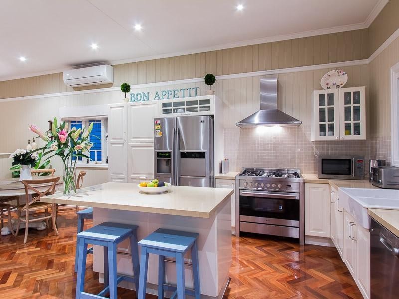 17 Fifth Avenue, Kedron QLD 4031