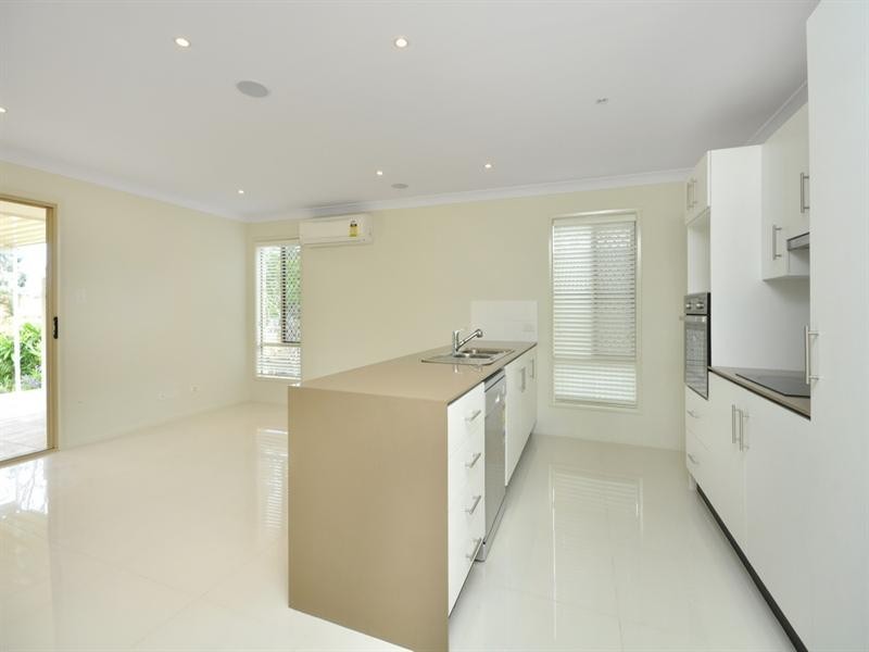 19 Main Avenue, Wavell Heights QLD 4012