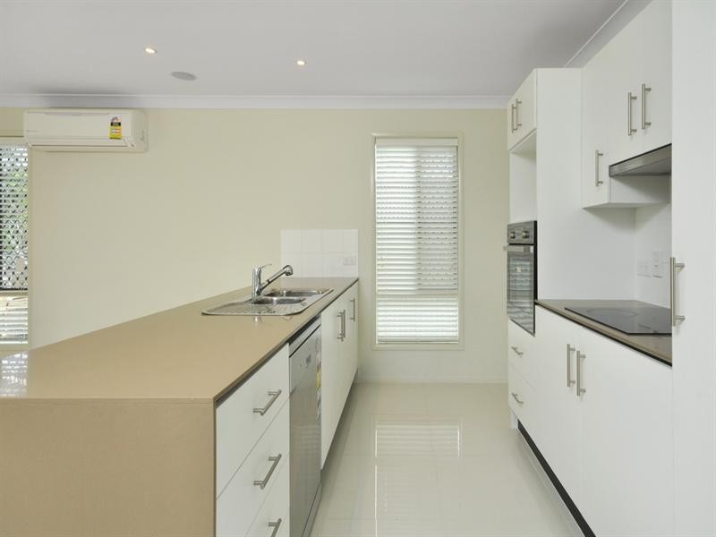 19 Main Avenue, Wavell Heights QLD 4012