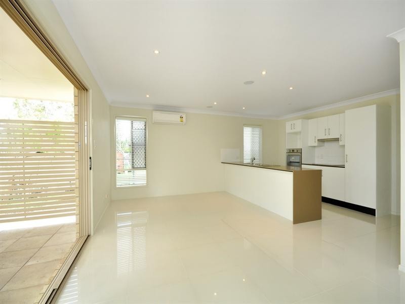 19 Main Avenue, Wavell Heights QLD 4012