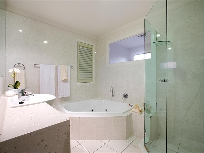 74 Main Avenue, Wilston QLD 4051