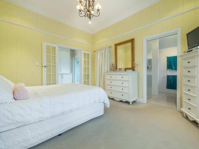 16 Telopia Avenue, Wavell Heights QLD 4012