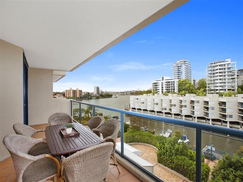 404/44 Ferry Street, Kangaroo Point QLD 4169