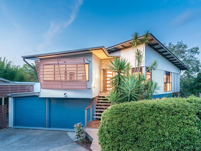 12a Hartfield Drive, Bardon QLD 4065