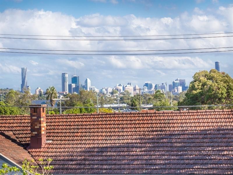 27 Tathra Street, Stafford QLD 4053