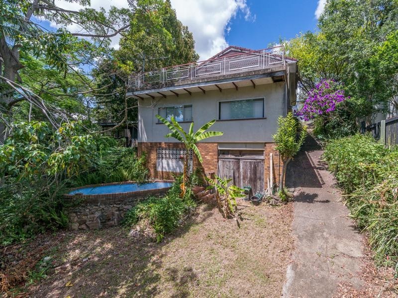 10 Pleasant Street, Red Hill QLD 4059
