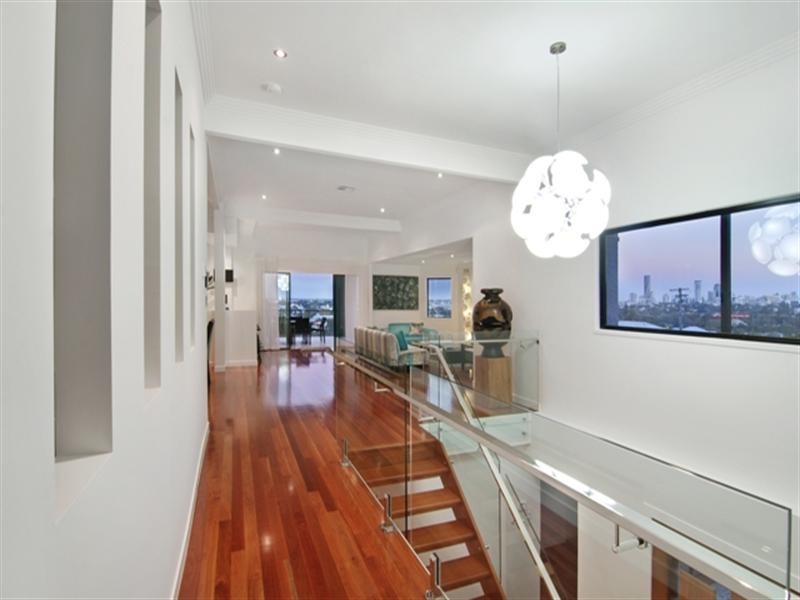 19 Scriven Street, Wilston QLD 4051