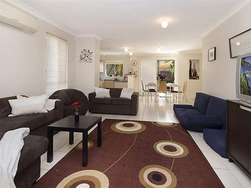 13/11 Glin Avenue, Newmarket QLD 4051