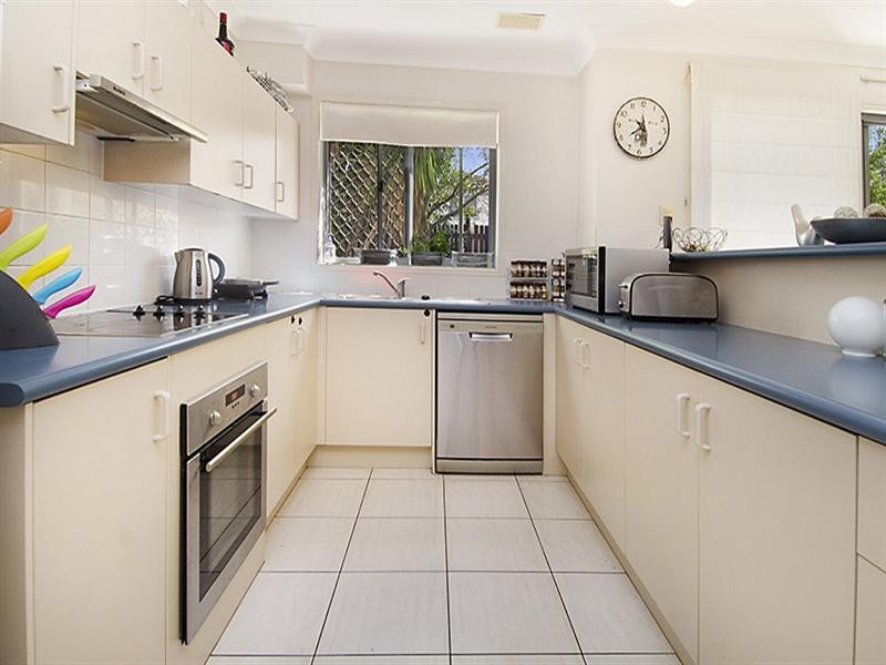 13/11 Glin Avenue, Newmarket QLD 4051