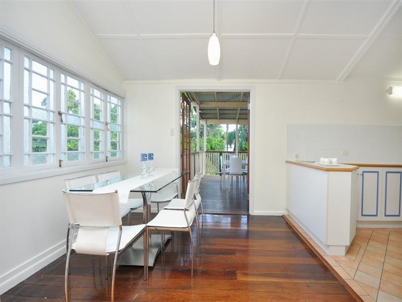 50 Grove Street, Albion QLD 4010