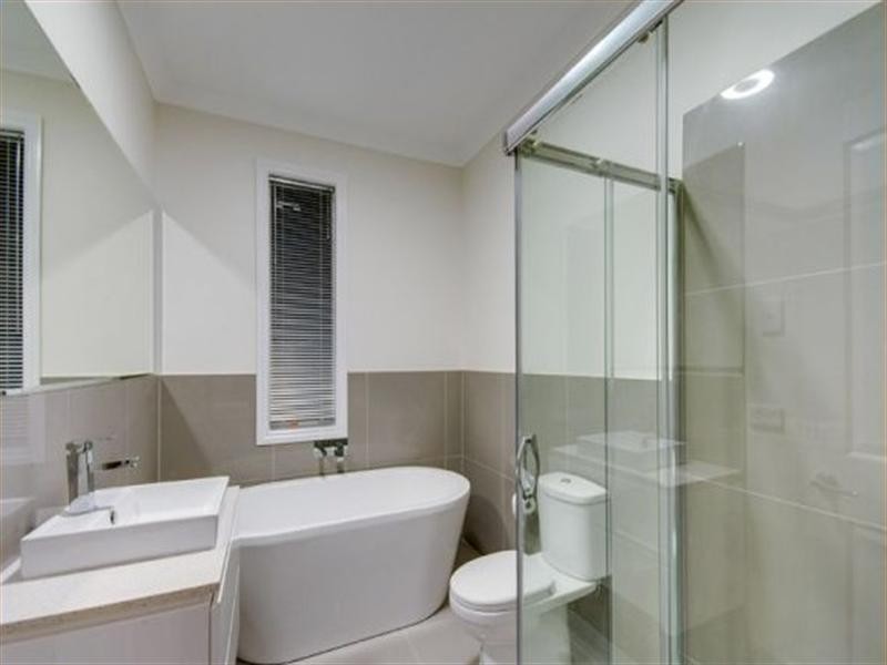 27 Fogarty Street, Stafford QLD 4053