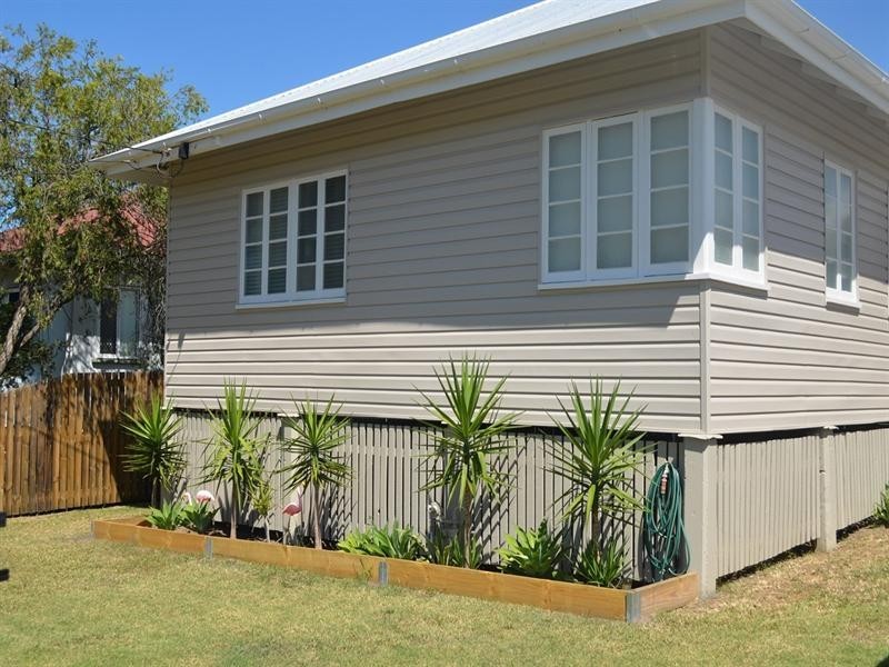 27 Fogarty Street, Stafford QLD 4053